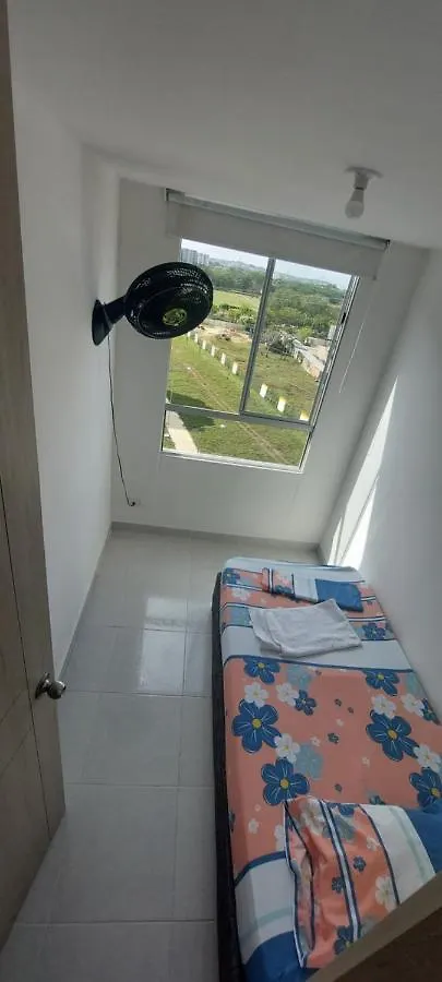 Апартаменты Hermoso Apartamento Con Balcon, 3 Alcobas, 2 Banos Картахена